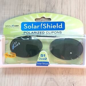 ❤️NWT❤️ Polarized Clip-On Sunglasses with Scratch-Resistant Lenses